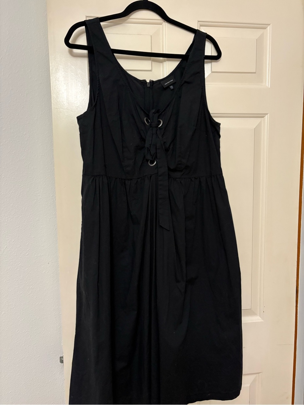 Who What Wear Black Lace-Up Sleeveless Midi Dress